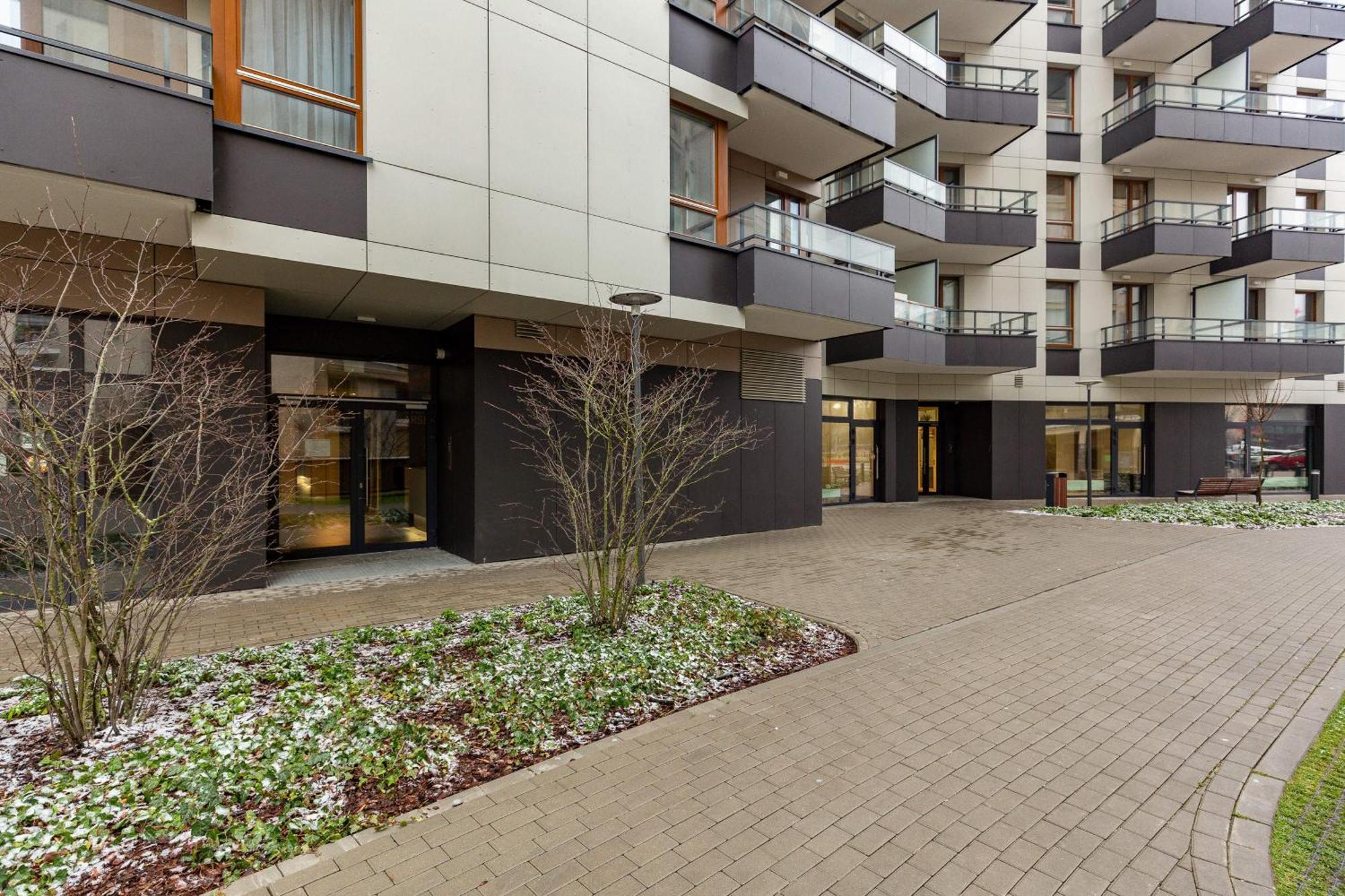 Srodmiescie Warsaw Muranow Apartments With Parking By Noclegi Renters Ngoại thất bức ảnh